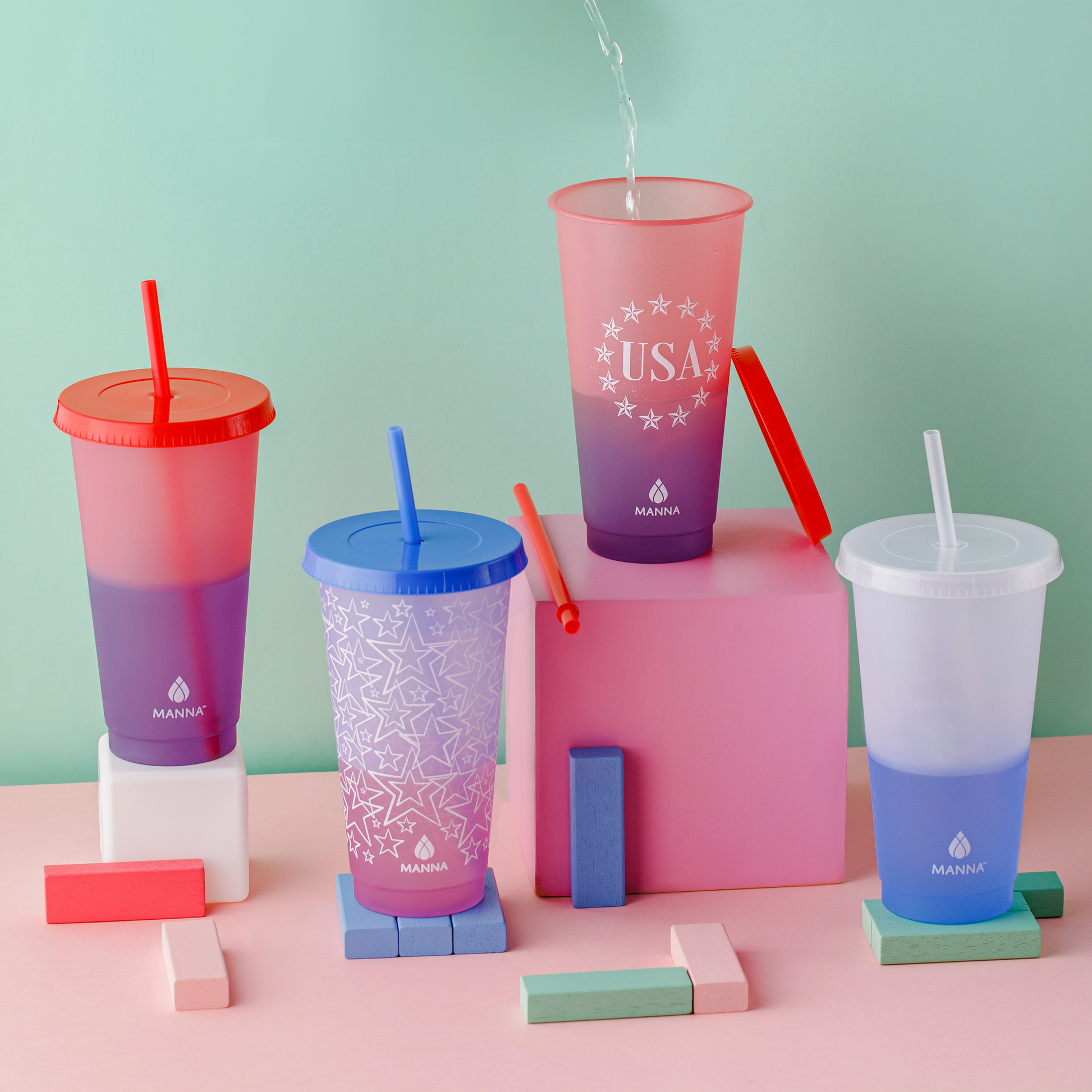 4pk-24-oz-patriotic-color-changing-cups-m4 156A0971-_1.png