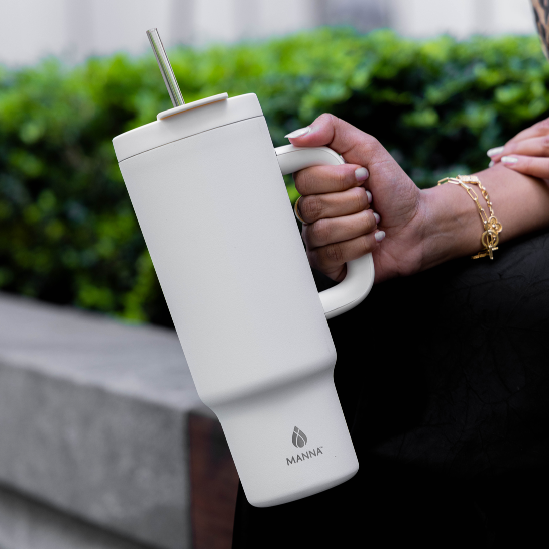 40-oz-leisure-tumbler-v3 Core_Home_Manna_Lifestyle_AUG_13-38.png